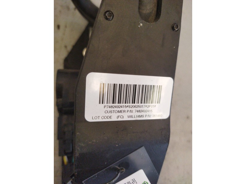 Recambio de pedal acelerador para renault magnum ab 2005 12.8 diesel referencia OEM IAM 7482492415  