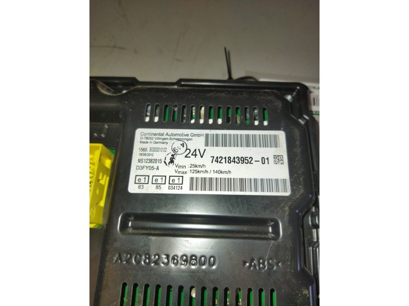 Recambio de cuadro instrumentos para renault magnum ab 2005 12.8 diesel referencia OEM IAM 7421843952  