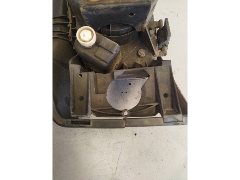 Recambio de faro izquierdo para renault hd 340.18 / 26 premium e2 referencia OEM IAM   