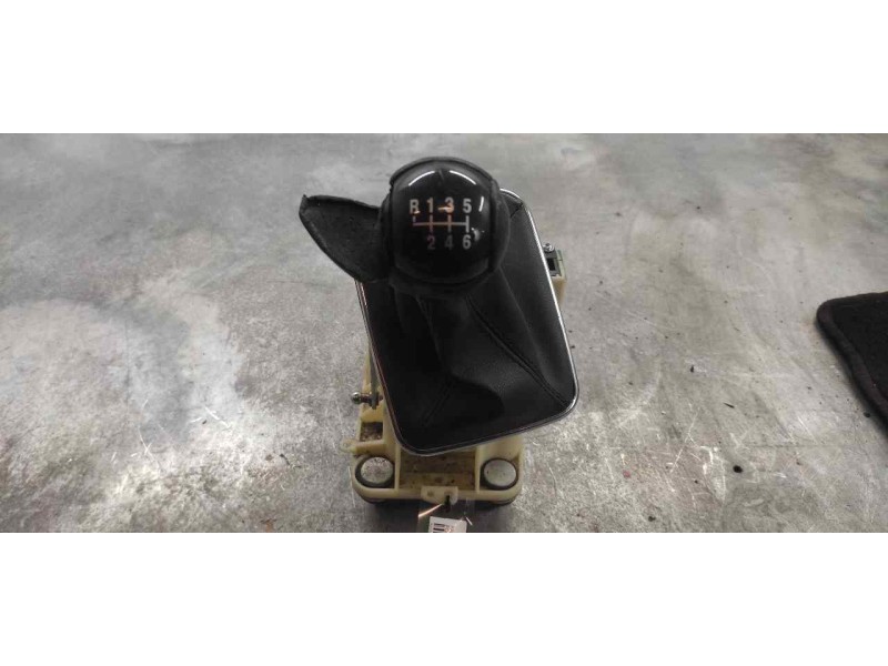 Recambio de palanca cambio para ford mondeo berlina (ge) ambiente (06.2003) (d) referencia OEM IAM 3S7R7K387KD  