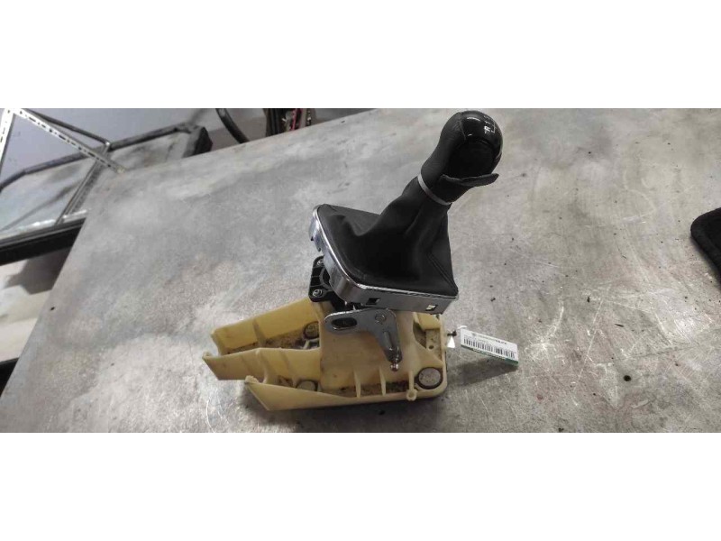 Recambio de palanca cambio para ford mondeo berlina (ge) ambiente (06.2003) (d) referencia OEM IAM 3S7R7K387KD  
