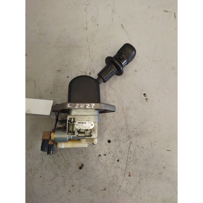Recambio de palanca freno de mano para man l 2000 evolution 6.9 diesel referencia OEM IAM 81523156150 9617230190 