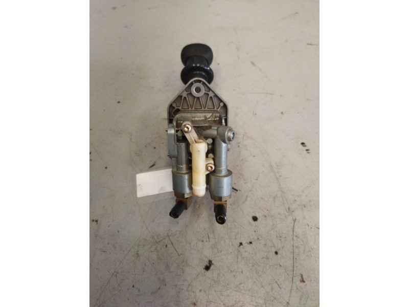 Recambio de palanca freno de mano para man l 2000 evolution 6.9 diesel referencia OEM IAM 81523156150 9617230190 