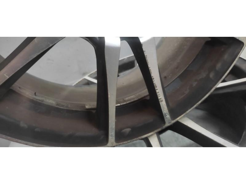 Recambio de juego llantas para volkswagen golf v berlina (1k1) conceptline (e) referencia OEM IAM  17 X 7.5J ET42 17´´-5 TORNILL