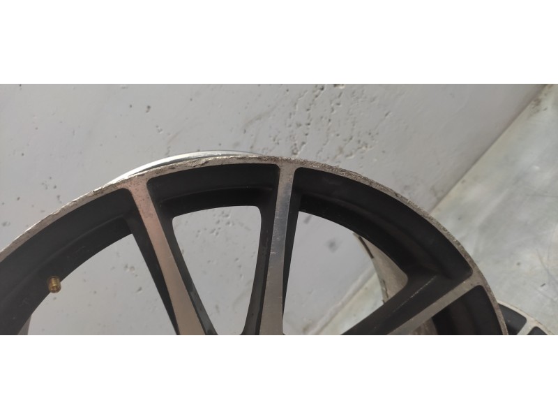 Recambio de juego llantas para volkswagen golf v berlina (1k1) conceptline (e) referencia OEM IAM  17 X 7.5J ET42 17´´-5 TORNILL