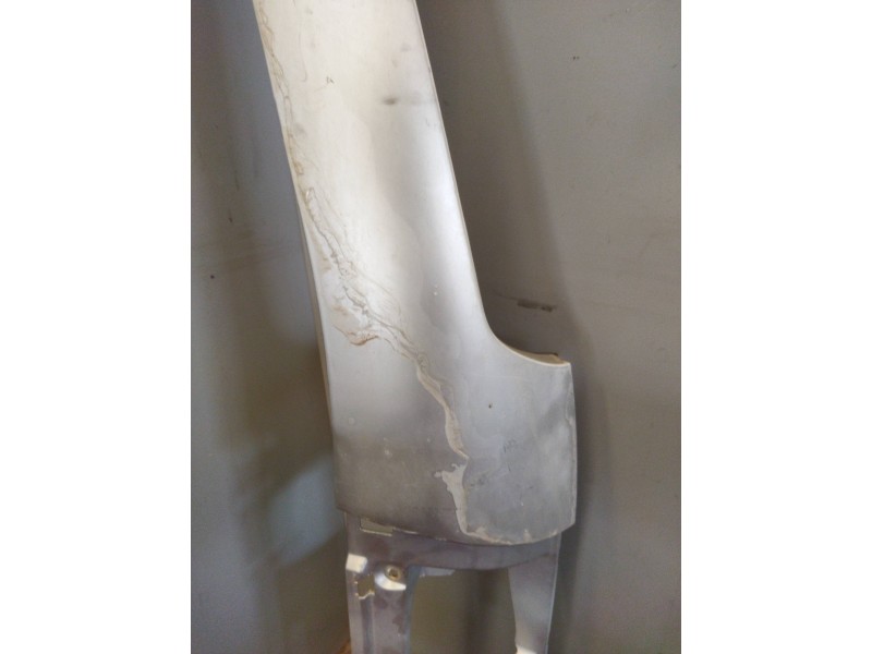 Recambio de moldura luna delantera para nissan trucks atleon 140 referencia OEM IAM 612629X005 612629X004 DEFLECTOR DERECHO