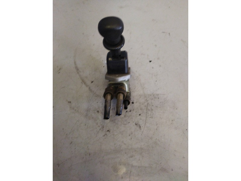 Recambio de palanca freno de mano para renault midlum 4.2 diesel referencia OEM IAM 501052009 9617231340 