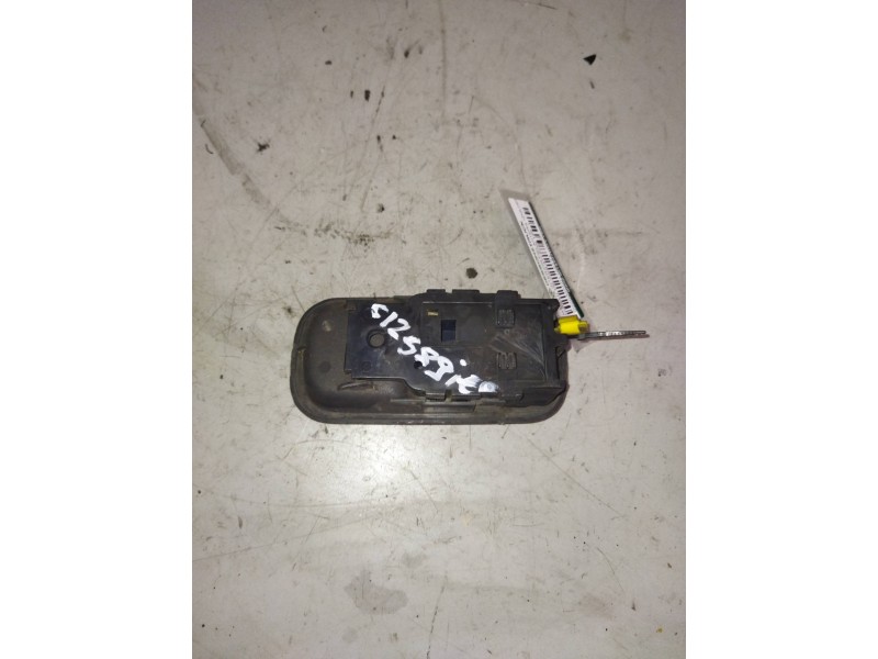 Recambio de maneta interior delantera izquierda para nissan trucks atleon 140 referencia OEM IAM   