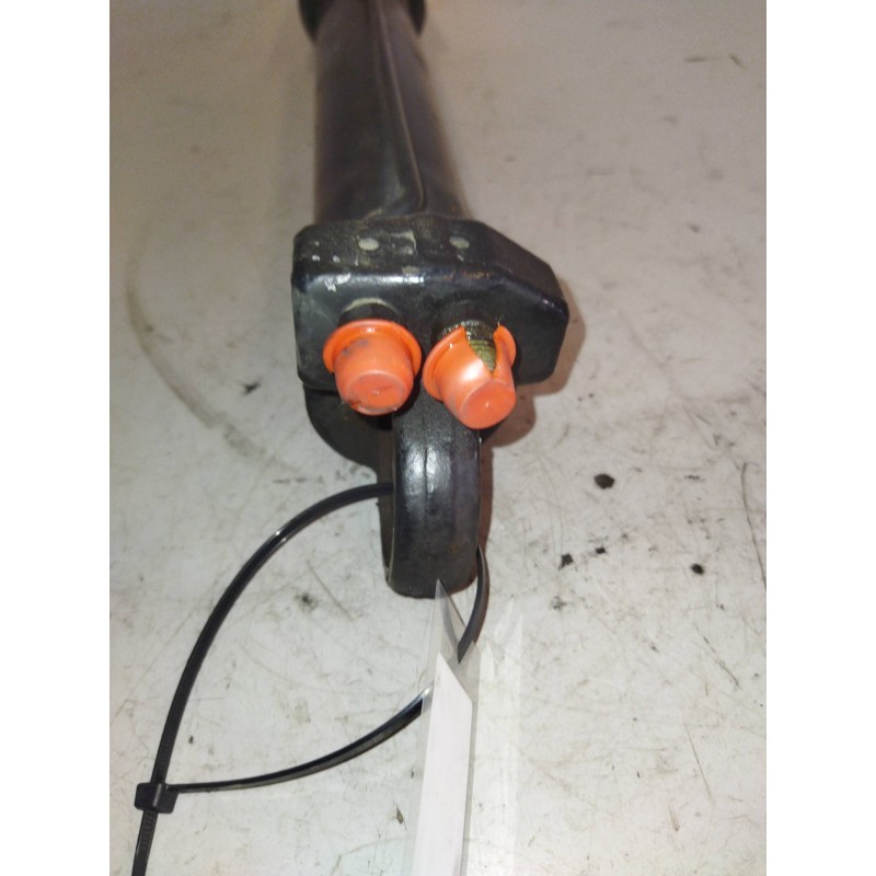 Recambio de brazo elevacion cabina para volvo fm 12 asta 2001 12.1 diesel (d12d420) referencia OEM IAM 1075457  