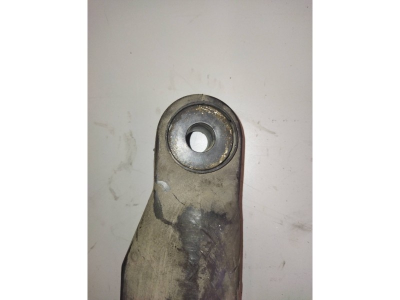 Recambio de brazo elevacion cabina para volvo fm 12 asta 2001 12.1 diesel (d12d420) referencia OEM IAM 1075457  