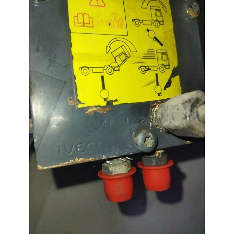 Recambio de bomba elevacion cabina para iveco stralis (ad/at) fg at   4x2 larga distancia referencia OEM IAM 41281222  