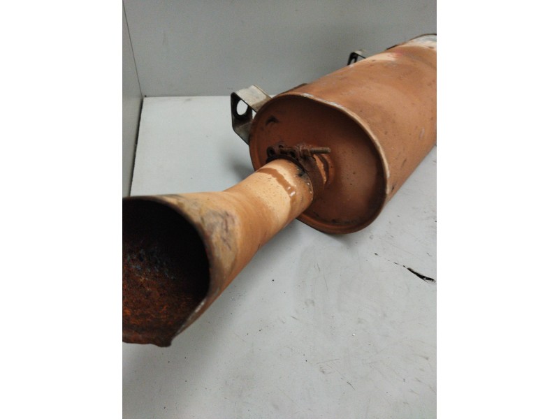 Recambio de silenciador trasero para nissan trucks atleon 140 referencia OEM IAM 20100D6301  