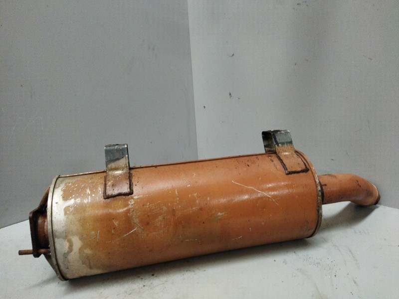 Recambio de silenciador trasero para nissan trucks atleon 140 referencia OEM IAM 20100D6301  