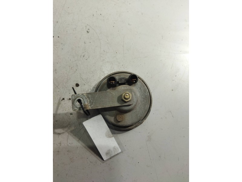Recambio de claxon para mercedes sprinter (w901,w904) caja cerr. 2.3 cat referencia OEM IAM A28657625  