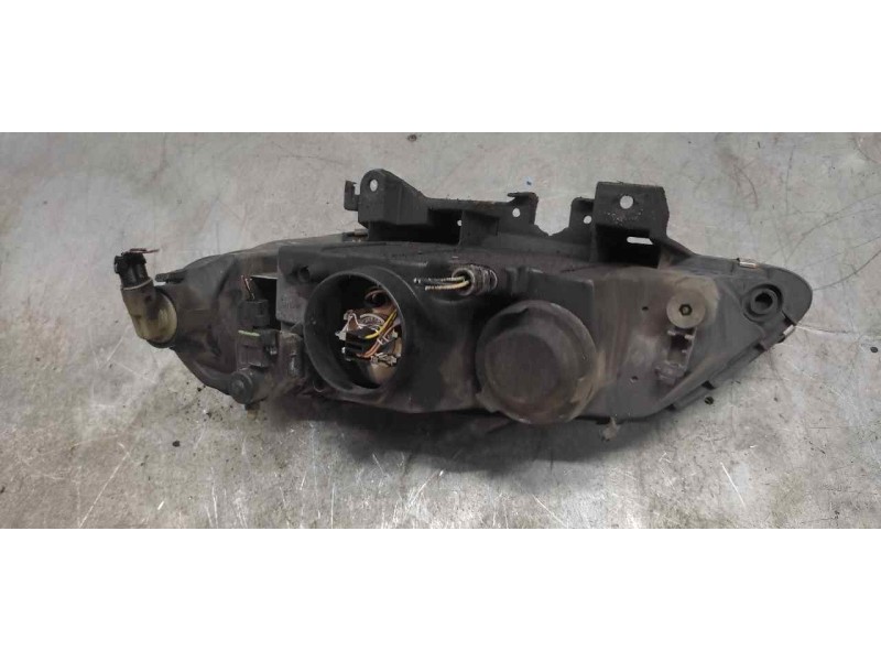 Recambio de faro derecho para renault laguna (b56) 1.9 dti carminat (a) referencia OEM IAM   