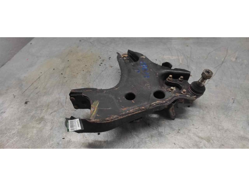 Recambio de brazo suspension inferior delantero derecho para nissan terrano/terrano.ii (r20) elegance referencia OEM IAM   