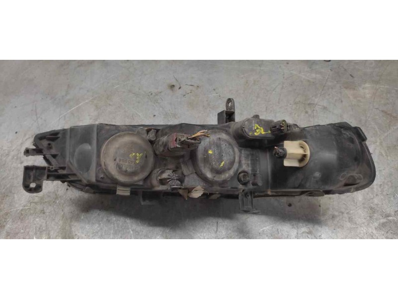 Recambio de faro izquierdo para opel vectra b berlina básico referencia OEM IAM   