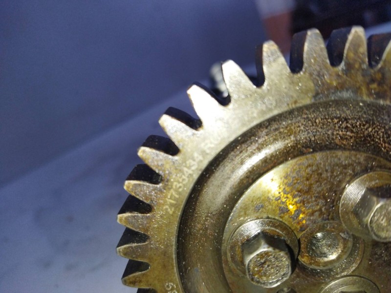 Recambio de arbol de levas para renault midlum referencia OEM IAM   
