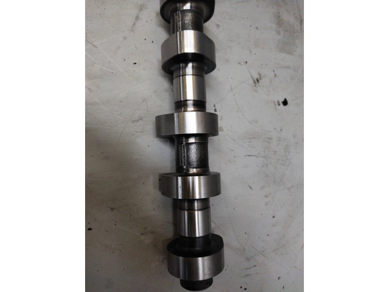 Recambio de arbol de levas para renault midlum referencia OEM IAM   