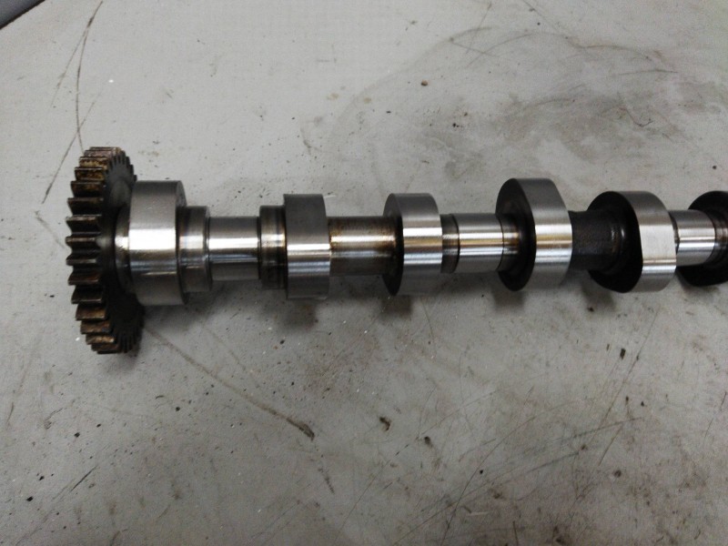 Recambio de arbol de levas para renault midlum referencia OEM IAM   