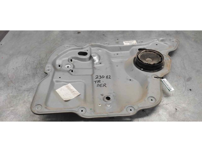 Recambio de elevalunas trasero derecho para volkswagen touran (1t1) advance referencia OEM IAM 1T0839730H  