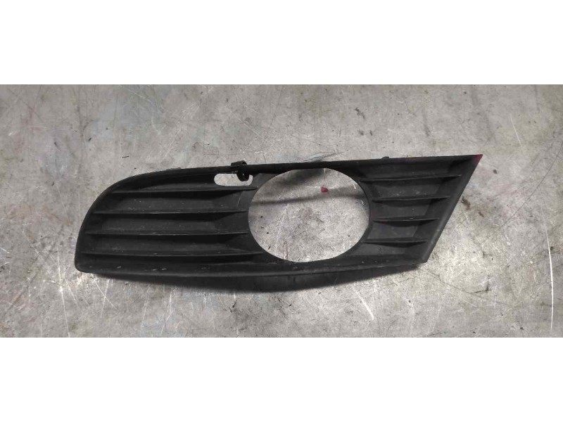 Recambio de tapa antiniebla izquierda para seat leon (1m1) referencia OEM IAM   