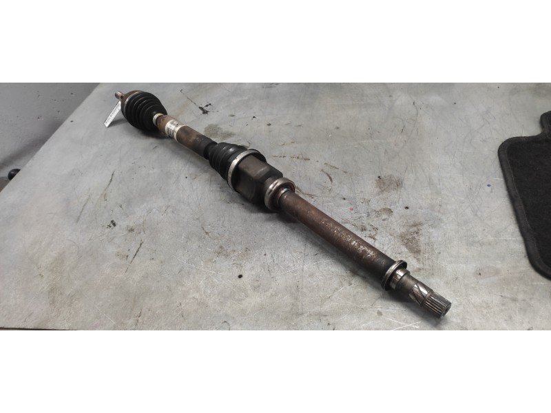 Recambio de transmision delantera derecha para renault megane ii classic berlina confort authentique referencia OEM IAM 82003792