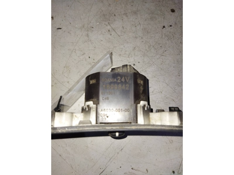 Recambio de interruptor para scania serie p/g/r (c-clase) 15.6 diesel referencia OEM IAM 1899842  