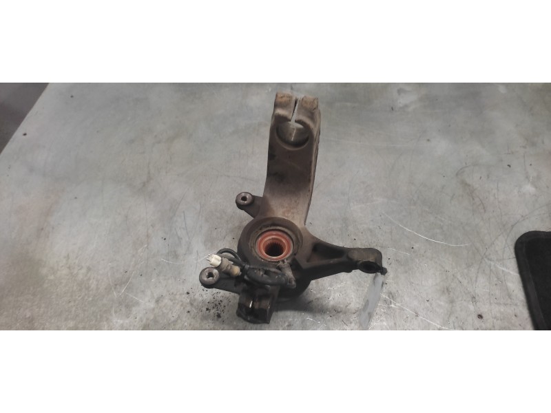 Recambio de mangueta delantera derecha para renault megane ii berlina 5p confort authentique referencia OEM IAM   