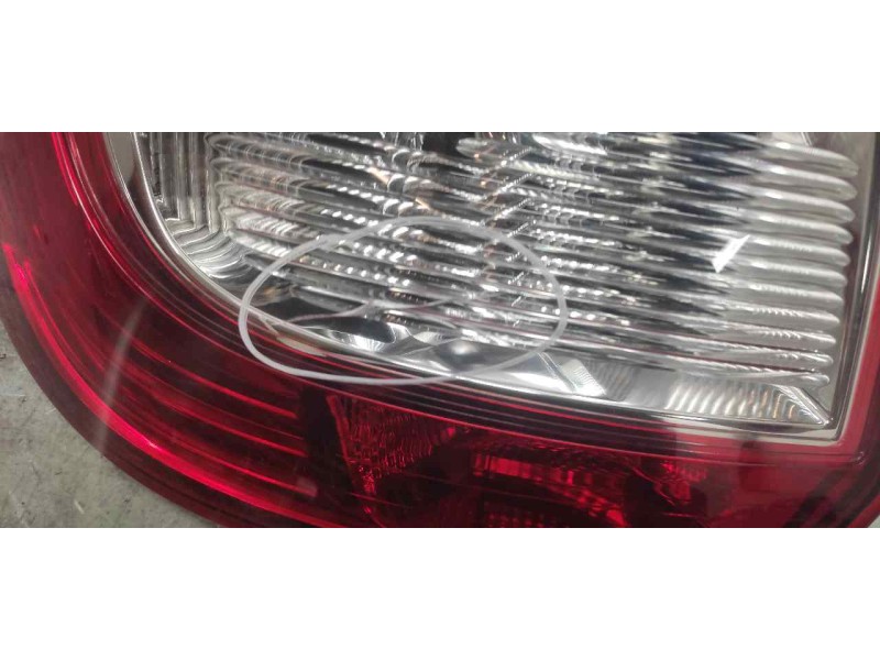 Recambio de piloto trasero izquierdo para dacia sandero 1.0 12v cat referencia OEM IAM 265554085R  