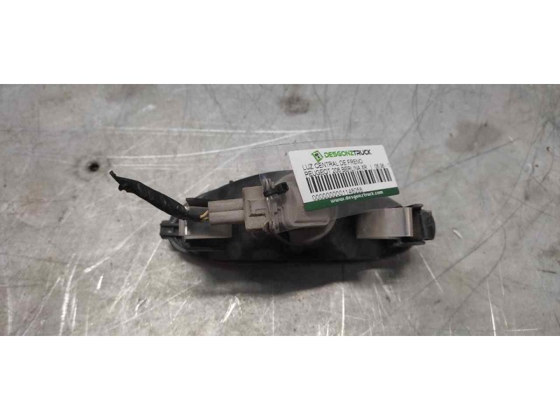 Recambio de luz central de freno para peugeot 206 berlina xr referencia OEM IAM   2 PINS