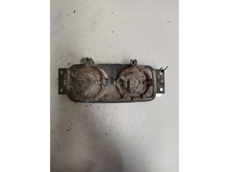 Recambio de faro antiniebla izquierdo para scania serie 4 (p 94 d) 9.0 diesel referencia OEM IAM   