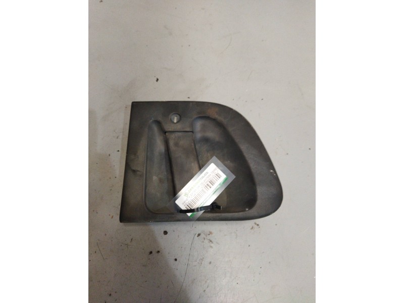 Recambio de maneta exterior delantera derecha para renault hr xxx.18/26 premium 01 referencia OEM IAM   