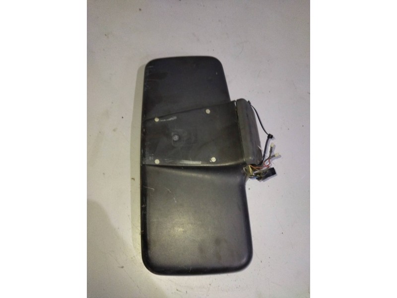 Recambio de retrovisor derecho para renault magnum ab 2005 12.8 diesel referencia OEM IAM   