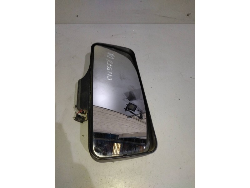 Recambio de retrovisor derecho para renault magnum ab 2005 12.8 diesel referencia OEM IAM   