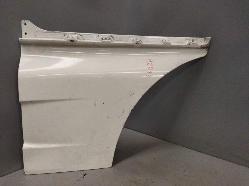 Recambio de moldura puerta delantera izquierda para man tg - a 18.xxx 12.4 diesel referencia OEM IAM   