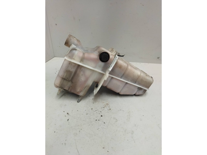 Recambio de deposito expansion para scania serie p/g/r (l-clase) 11.7 diesel referencia OEM IAM 1855164  