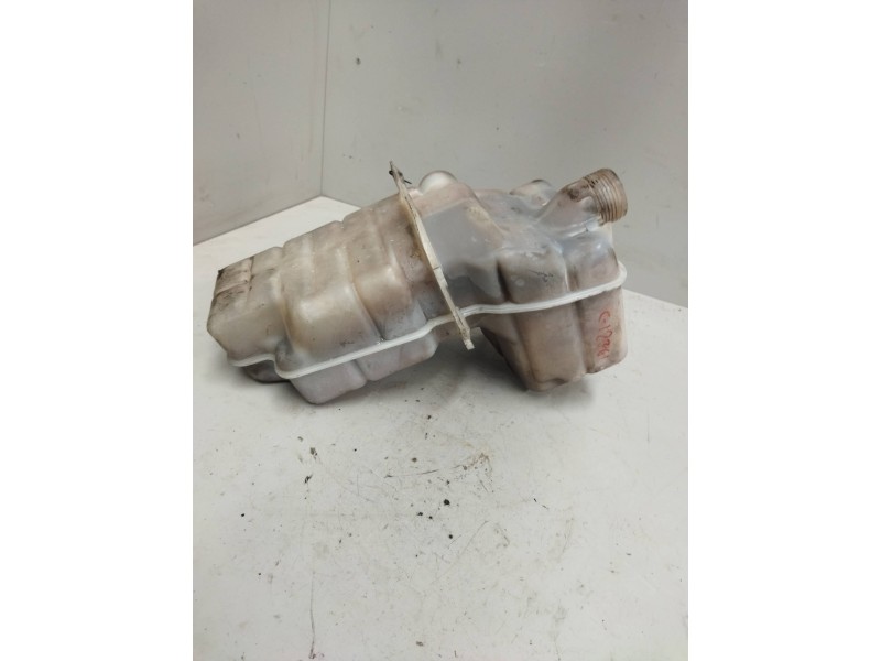 Recambio de deposito expansion para scania serie p/g/r (l-clase) 11.7 diesel referencia OEM IAM 1855164  