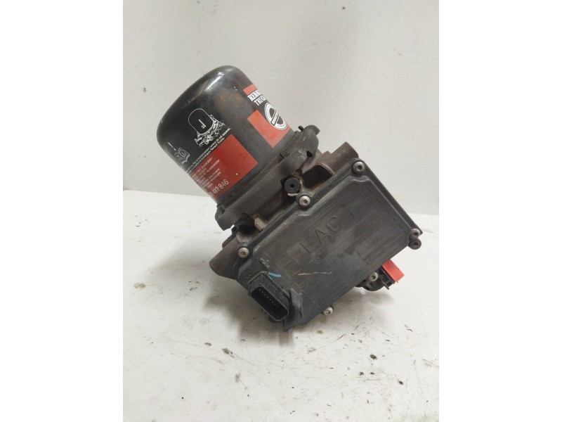Recambio de valvula aire para renault serie t 12.8 diesel referencia OEM IAM 23166781 K156854 EL2101