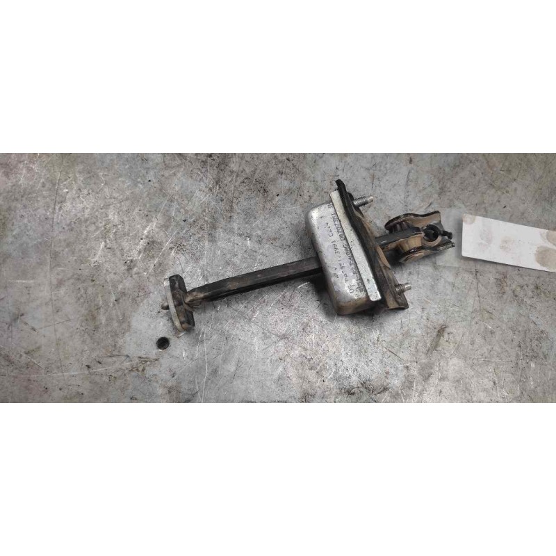 Recambio de retenedor puerta para ford focus berlina (cap) ambiente (d) referencia OEM IAM 3M51R23 TRASERA DERECHA 