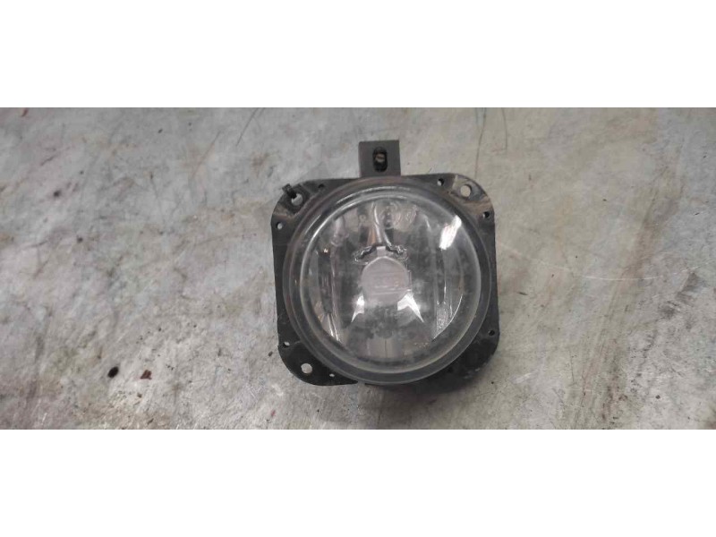 Recambio de faro antiniebla izquierdo para citroen xsara picasso 2.0 hdi referencia OEM IAM 9638225680 2 PINS 