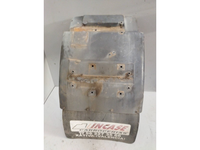 Recambio de guardabarros delantero derecho para nissan trucks atleon 165 referencia OEM IAM   