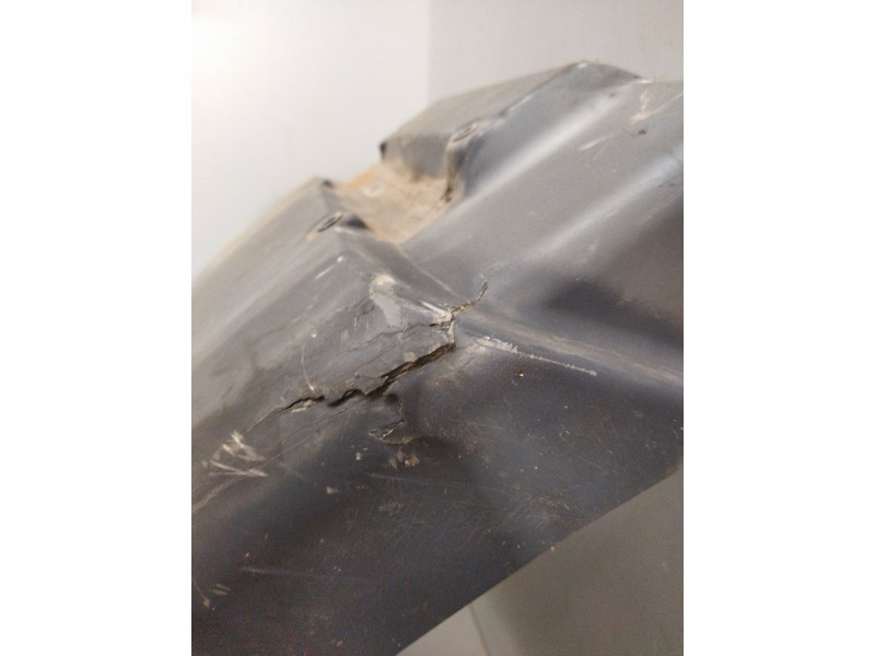 Recambio de guardabarros delantero derecho para nissan trucks atleon 165 referencia OEM IAM   