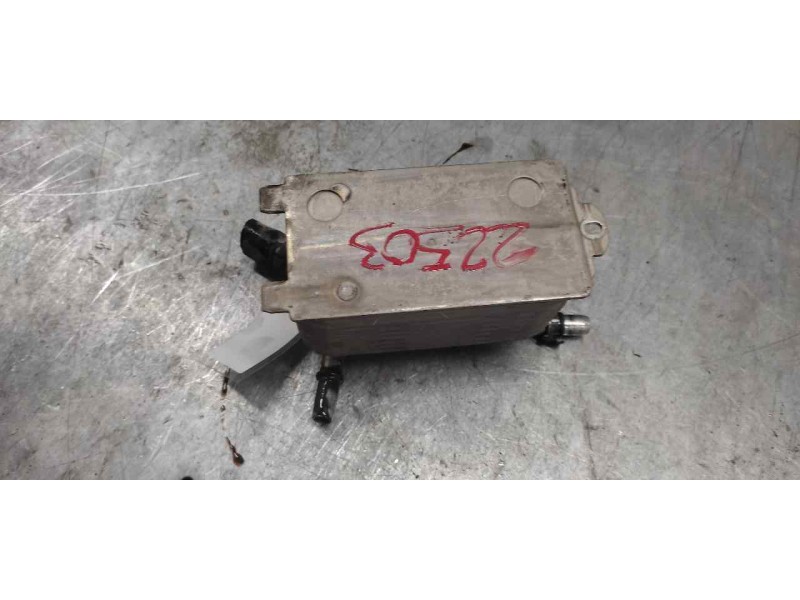 Recambio de enfriador aceite motor para volvo c30 d5 kinetic referencia OEM IAM 30723129  