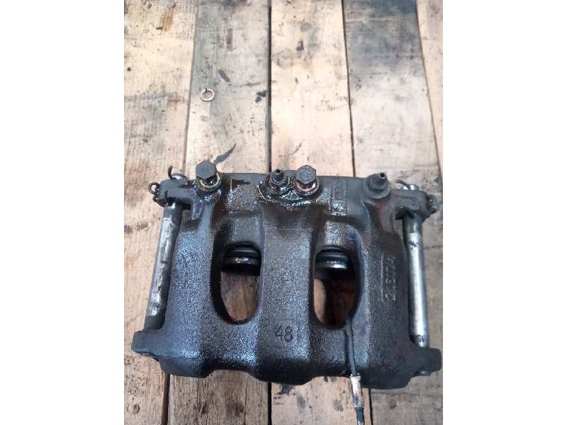 Recambio de pinza freno delantera derecha para nissan cabstar e referencia OEM IAM 216174  