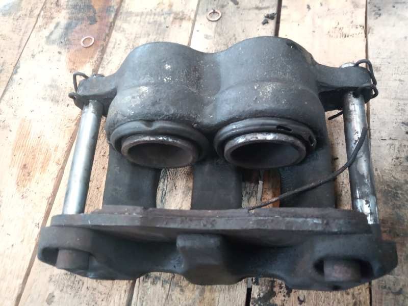 Recambio de pinza freno delantera derecha para nissan cabstar e referencia OEM IAM 216174  