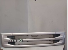 Recambio de rejilla delantera central para scania serie p/g/r (l-clase) fsa 880 (4x2)eb largo cr 19 a referencia OEM IAM 1366188