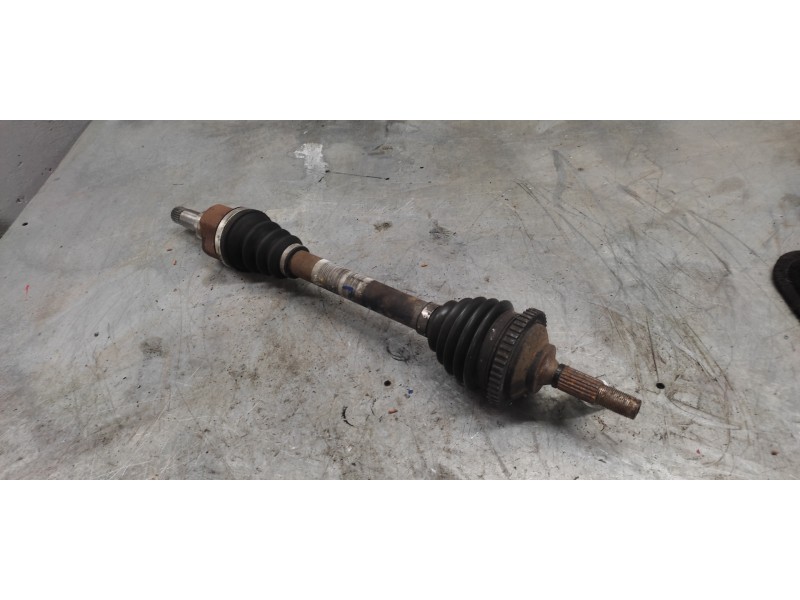 Recambio de transmision delantera izquierda para peugeot 206 berlina xs-line referencia OEM IAM 9638753280  