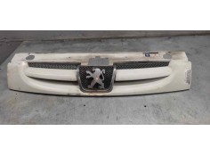 Recambio de rejilla delantera central para peugeot partner (s2) combi plus referencia OEM IAM   