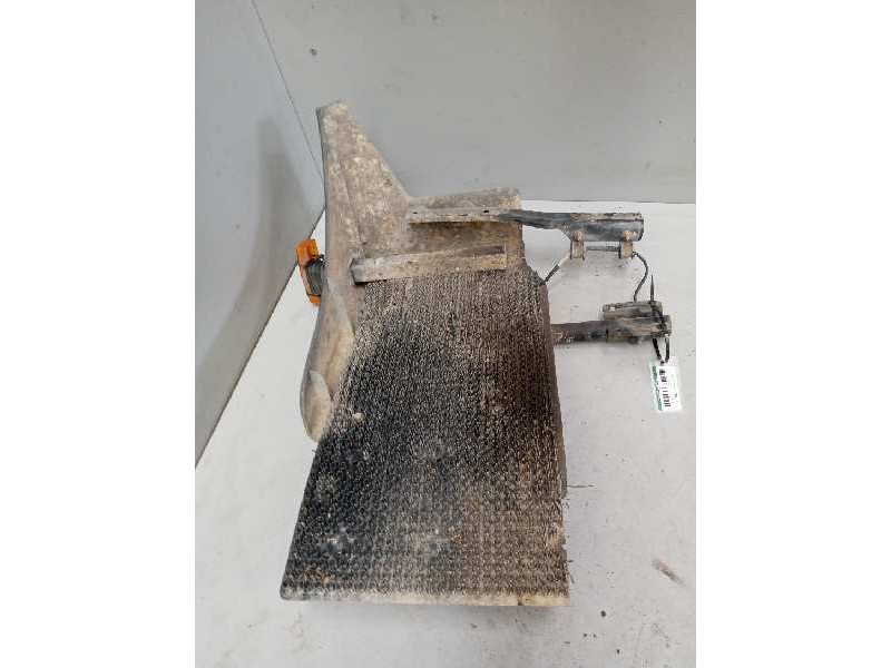 Recambio de guardabarros delantero derecho para nissan cabstar e referencia OEM IAM   